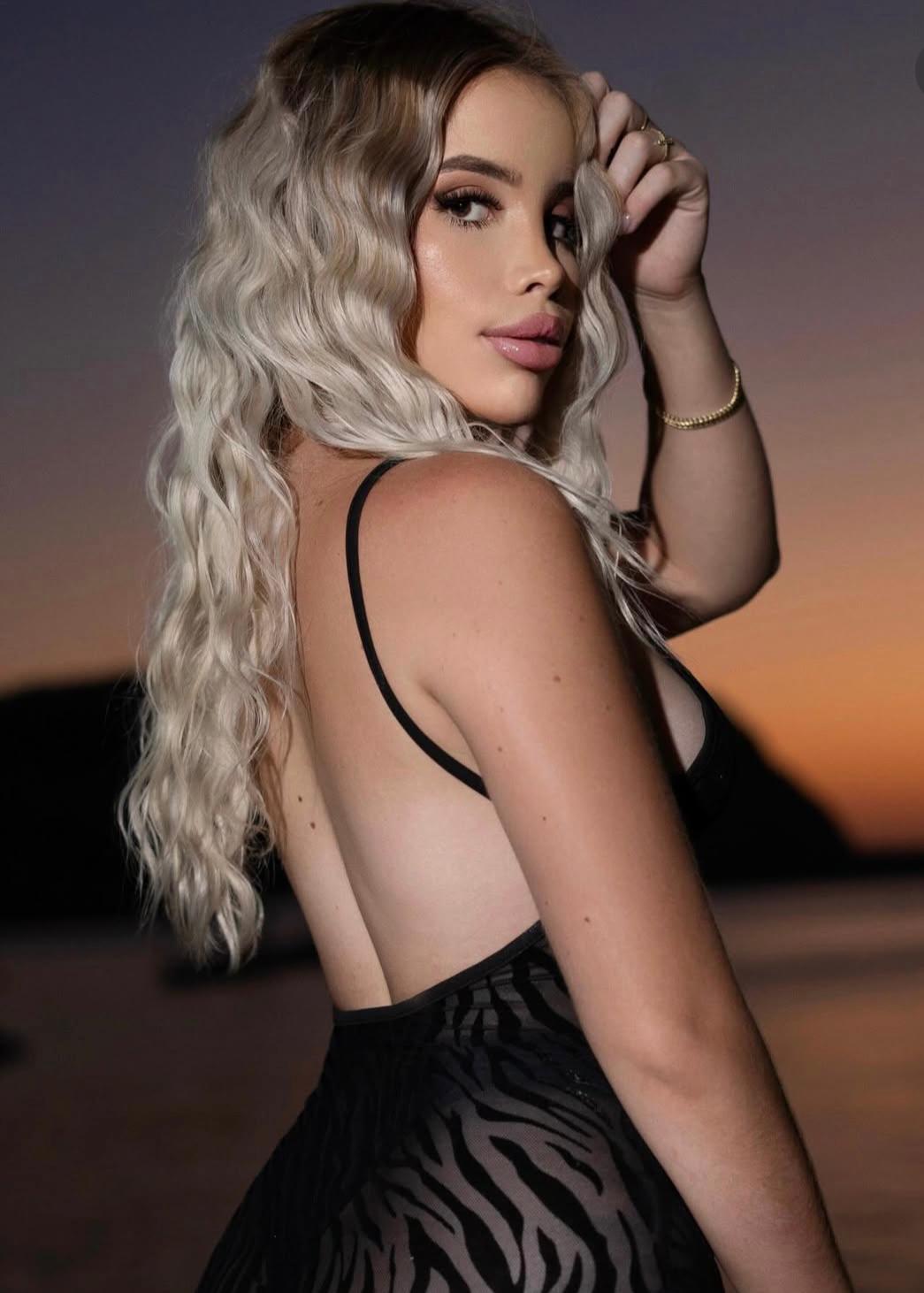 Escort - MIA - Ibiza Tops
